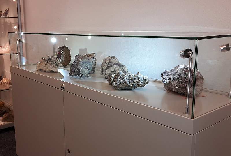 Sockelvitrine für die RWTH Aachen University